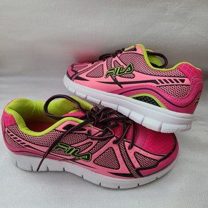 NWOB FILA big kid's shoes